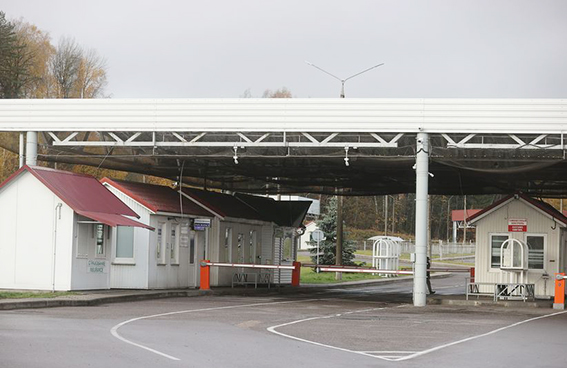 Литва навесила замок