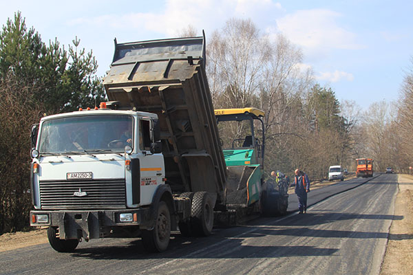 Работа спорится, по плану строится