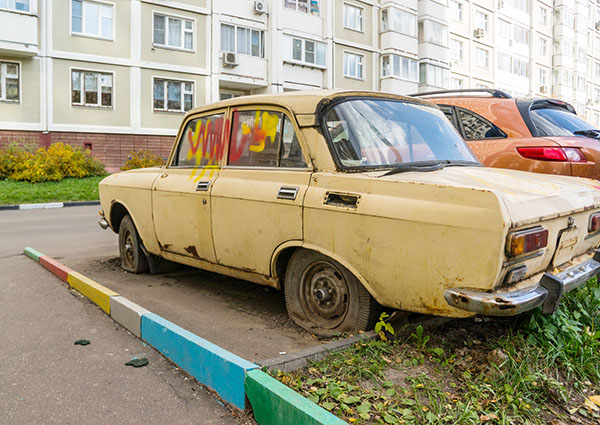 Не бросайте тракторы в поле – в утиль отправят